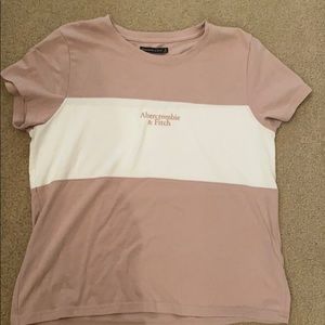 Abercrombie & Fitch tee shirt
